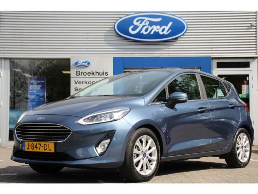 Ford Fiesta 1.0EB TITANIUM | NL-AUTO! | 1e EIGENAAR! | WINTERPACK: STOEL, STUUR & VOORRUITVERWARMING | NAVI |...