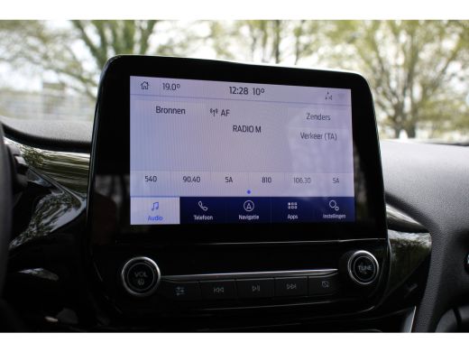 Ford Fiesta 1.0EB TITANIUM | NL-AUTO! | 1e EIGENAAR! | WINTERPACK: STOEL, STUUR & VOORRUITVERWARMING | NAVI |... ActivLease financial lease