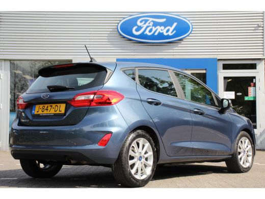 Ford Fiesta 1.0EB TITANIUM | NL-AUTO! | 1e EIGENAAR! | WINTERPACK: STOEL, STUUR & VOORRUITVERWARMING | NAVI |... ActivLease financial lease
