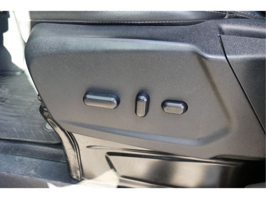 Ford Transit Custom | L2H1 Sport | Wegklapbare Dakdragers | Dubbele Schuifdeur | Automaat | Trekhaak ActivLease financial lease