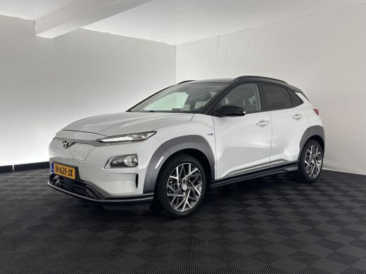 Hyundai KONA EV Premium 64 kWh [ 3-Fase ] (INCL-BTW) *HEAT-PUMP | FULL-LEATHER | HEAD-UP | FULL-LED | NAVI-FUL... ActivLease financial lease