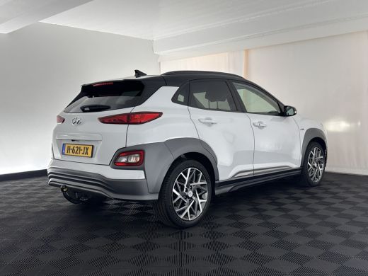 Hyundai KONA EV Premium 64 kWh [ 3-Fase ] (INCL-BTW) *HEAT-PUMP | FULL-LEATHER | HEAD-UP | FULL-LED | NAVI-FUL... ActivLease financial lease