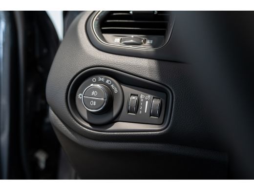 Jeep Renegade Jeep 1.5T e-Hybrid Limited Automaat | Camera | Parkeersensoren | Navigatie | Lichtmetaal | Syle P... ActivLease financial lease