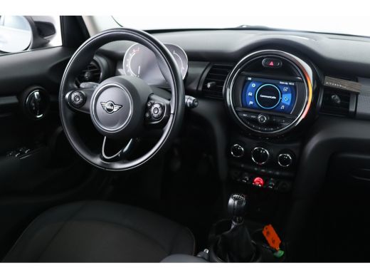 Mini Mini 1.5 Cooper Business Edition | Cruise Control | Parkeersensoren | Climate Control | Navigatie | Li... ActivLease financial lease