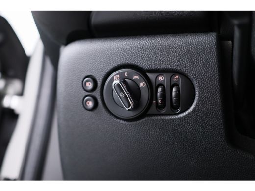 Mini Mini 1.5 Cooper Business Edition | Cruise Control | Parkeersensoren | Climate Control | Navigatie | Li... ActivLease financial lease
