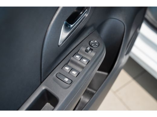 Opel Corsa 1.2 Turbo 100PK | Apple Carplay & Android Auto | Camera | Parkeersensoren | Airco | Cruise Contro... ActivLease financial lease