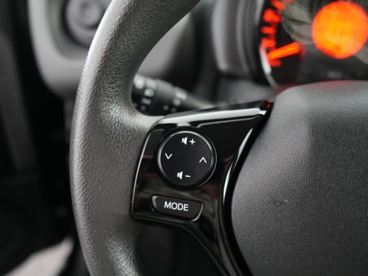Peugeot 108 1.0 e-VTi Active | DAB ontvanger | Elektrische ramen voor | LED dagrijverlichting ActivLease financial lease