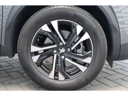 Peugeot 2008 1.2 PURETECH 155PK GT PACK AUTOMAAT / NAVI / LEDER / CLIMA / LED / PDC / 17" LMV / KEYLESS / CAME... ActivLease financial lease