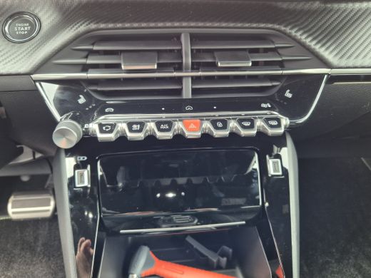 Peugeot 208 1.2 130PK Automaat | Hybrid 145 e-DCS6 GT | Leder / Alcantara bekleding | Achteruitrijcamera voor... ActivLease financial lease
