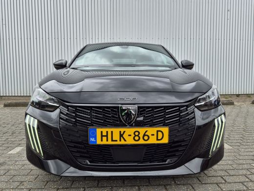 Peugeot 208 1.2 130PK Automaat | Hybrid 145 e-DCS6 GT | Leder / Alcantara bekleding | Achteruitrijcamera voor... ActivLease financial lease
