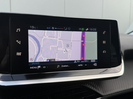 Peugeot 208 1.2 PureTech Active Pack Airco | Carplay | Cruise control | Lichtmetalen velgen | Parkeersensoren... ActivLease financial lease