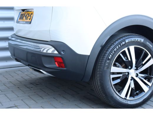 Peugeot 3008 1.2 PURETECH 130PK GT AUTOMAAT / NAVI / LEDER / CLIMA / PDC / 18" LMV / CAMERA / KEYLESS / FULL-L... ActivLease financial lease