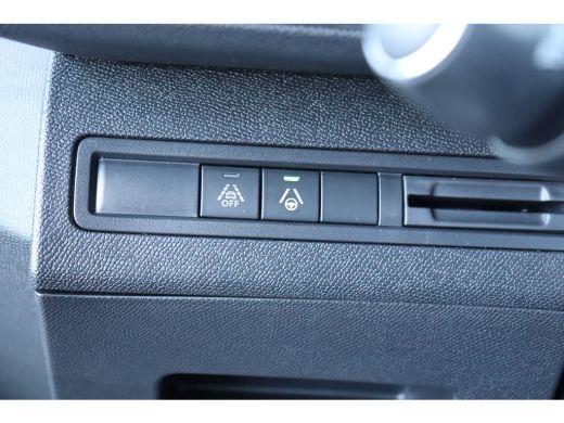Peugeot 3008 1.2 PURETECH 130PK GT AUTOMAAT / NAVI / LEDER / CLIMA / PDC / 18" LMV / CAMERA / KEYLESS / FULL-L... ActivLease financial lease