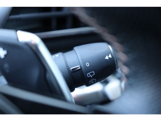 Peugeot 3008 1.2 PURETECH 130PK GT AUTOMAAT / NAVI / LEDER / CLIMA / PDC / 18" LMV / CAMERA / KEYLESS / FULL-L... ActivLease financial lease
