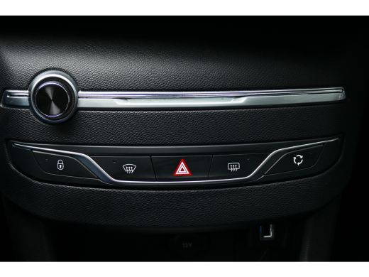 Peugeot 308 SW 1.2 PURETECH 110PK BLUE LEASE EXECUTIVE / NAVI / LED / PDC / CLIMA / 16"LMV / CAMERA / PANO.DA... ActivLease financial lease