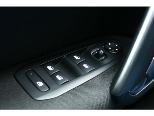 Peugeot 308 SW 1.2 PURETECH 110PK BLUE LEASE EXECUTIVE / NAVI / LED / PDC / CLIMA / 16"LMV / CAMERA / PANO.DA... ActivLease financial lease
