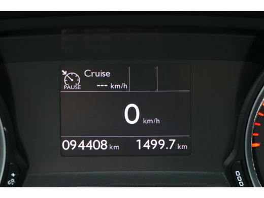 Peugeot 308 SW 1.2 PURETECH 110PK BLUE LEASE EXECUTIVE / NAVI / LED / PDC / CLIMA / 16"LMV / CAMERA / PANO.DA... ActivLease financial lease