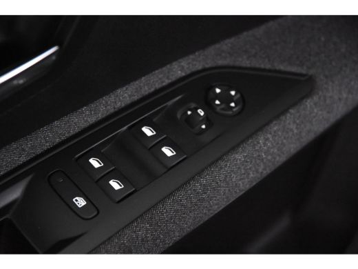 Peugeot 5008 Active *1ste Eigenaar*Navigatie*Trekhaak* ActivLease financial lease