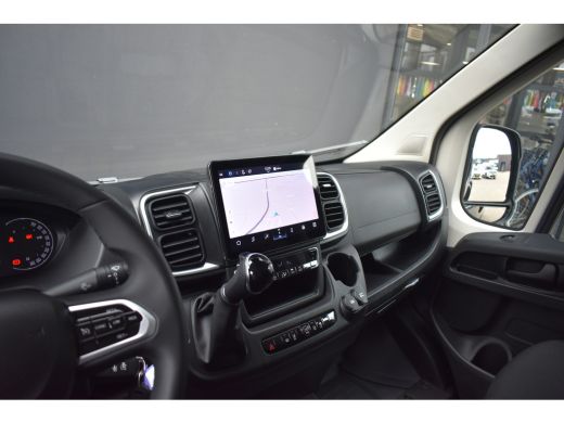 Peugeot Boxer 2.2 BlueHDi 140 S&S L2H2 3.5t | Trekhaak | Navigatie | Cruise Control | Draadloos Apple Carplay &... ActivLease financial lease