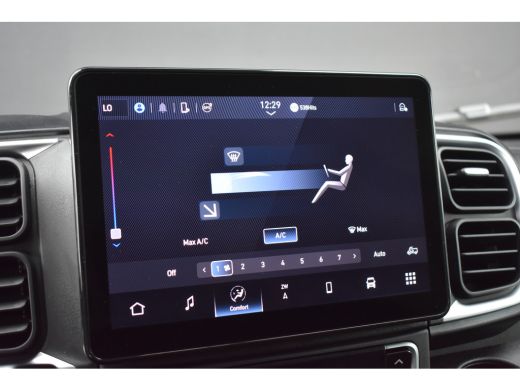 Peugeot Boxer 2.2 BlueHDi 140 S&S L2H2 3.5t | Trekhaak | Navigatie | Cruise Control | Draadloos Apple Carplay &... ActivLease financial lease