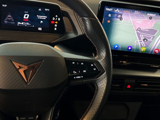 Seat Born Business One 204pk 62 kWh / Voorstoelen verwarmd / Navigatiesysteem / Achteruitrijcamera ActivLease financial lease