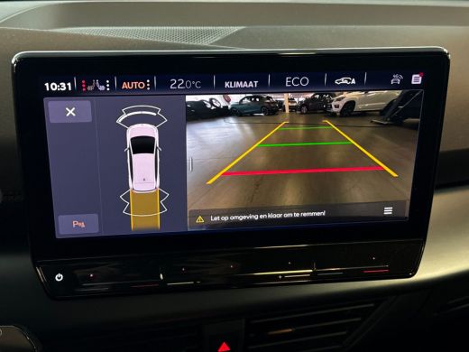 Seat Born Business One 204pk 62 kWh / Voorstoelen verwarmd / Navigatiesysteem / Achteruitrijcamera ActivLease financial lease