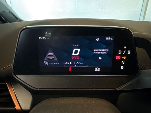Seat Born Business One 204pk 62 kWh / Voorstoelen verwarmd / Navigatiesysteem / Achteruitrijcamera ActivLease financial lease
