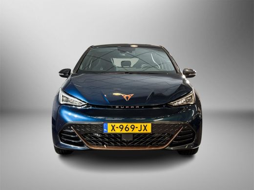 Seat Born Business One 204pk 62 kWh / Voorstoelen verwarmd / Navigatiesysteem / Achteruitrijcamera ActivLease financial lease
