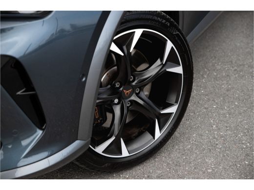 Seat Formentor 1.4 e-Hybrid Performance ActivLease financial lease