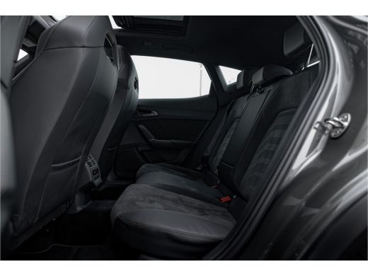 Seat Formentor 1.4 e-Hybrid VZ Performance | Facelift! | Panoramadak | Rondom Camera | Carplay ActivLease financial lease