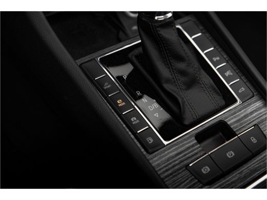 Skoda Superb Combi 1.4 TSI iV Business Edition Plus | Panoramadak | Trekhaak | ActivLease financial lease
