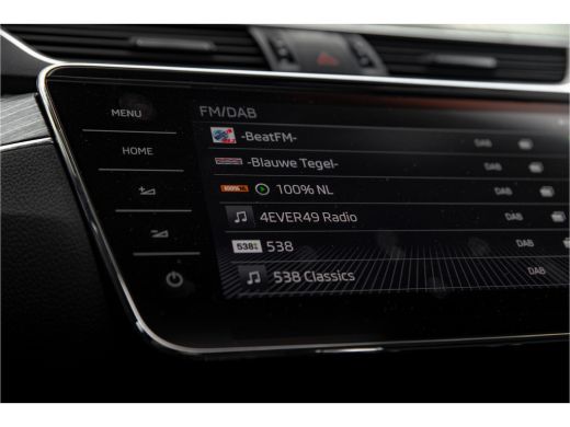 Skoda Superb Combi 1.4 TSI iV Business Edition Plus | Panoramadak | Trekhaak | ActivLease financial lease