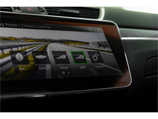 Skoda Superb Combi 1.4 TSI iV Business Edition Plus | Panoramadak | Trekhaak | ActivLease financial lease