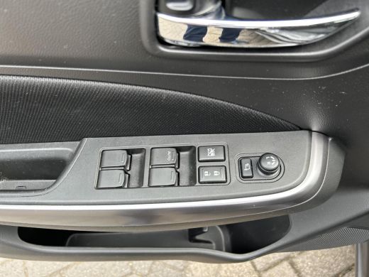 Suzuki Swift 1.2 Stijl Smart Hybrid ActivLease financial lease