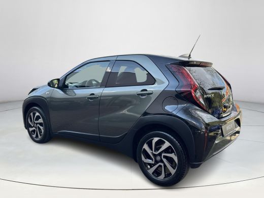Toyota Aygo X 1.0 VVT-i MT Pulse | 06-10141018 Voor meer informatie ActivLease financial lease