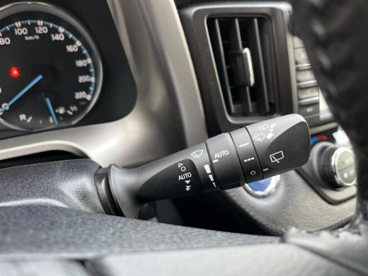 Toyota RAV4 2.5 Hybrid Dynamic | Navigatie | Achteruitrijcamera | Stoelverwarming | Leder ActivLease financial lease