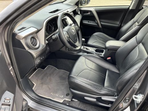 Toyota RAV4 2.5 Hybrid Dynamic | Navigatie | Achteruitrijcamera | Stoelverwarming | Leder ActivLease financial lease