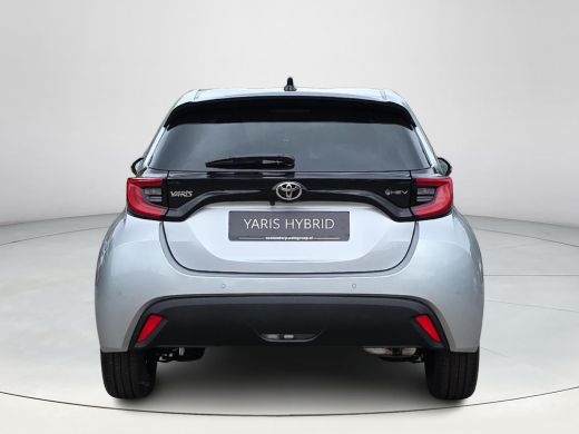 Toyota Yaris 1.5 Hybrid 115 Dynamic | Comfort Pack | Nieuwe auto | Direct uit voorraad leverbaar | ActivLease financial lease
