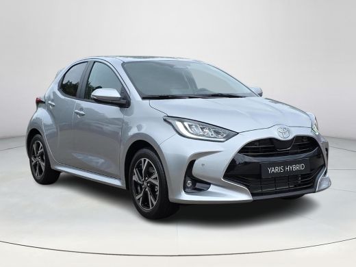 Toyota Yaris 1.5 Hybrid 115 Dynamic | Comfort Pack | Nieuwe auto | Direct uit voorraad leverbaar | ActivLease financial lease