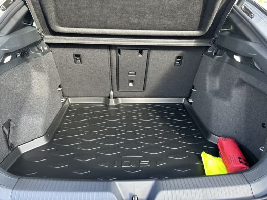 Volkswagen ID.5 Pro Business 77 kWh accu 210 kW / 286 PK SUV Elektrische aandrijving | Achteruitrijcamera | Voors... ActivLease financial lease