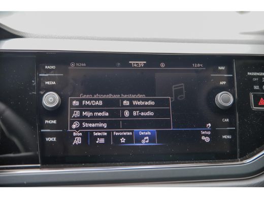 Volkswagen Polo 1.0 TSI R-Line Business | Achteruitrijcamera | Airco (automatisch) | Cruise control adaptief ActivLease financial lease