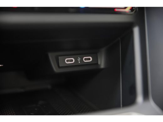 Volkswagen Polo 1.0 TSI R-Line Business | Achteruitrijcamera | Airco (automatisch) | Cruise control adaptief ActivLease financial lease