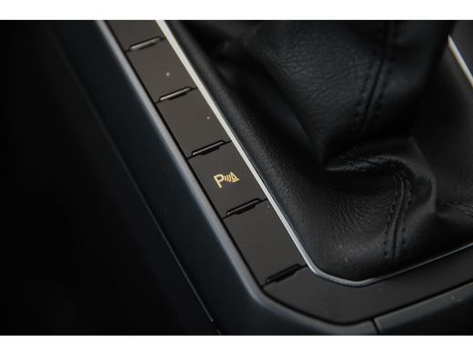 Volkswagen Polo 1.0 TSI R-Line Business | Achteruitrijcamera | Airco (automatisch) | Cruise control adaptief ActivLease financial lease