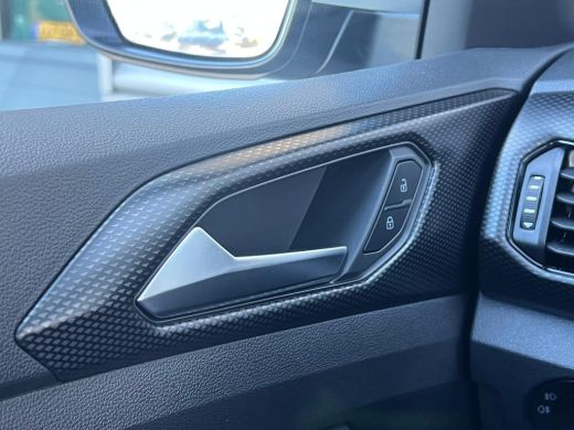 Volkswagen T-Cross 1.0 TSI Life | Airco | Apple Carplay/Android Auto|telefoonintegratie premium | Cruise control ada... ActivLease financial lease