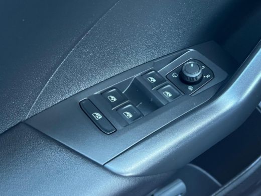 Volkswagen T-Cross 1.0 TSI Life | Airco | Cruise control adaptief ActivLease financial lease