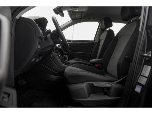 Volkswagen Tiguan 1.4 TSI 245pk eHybrid Business+ | PDC V+A | ACC | Climate Control | Verwarmde voorstoelen | Stuur... ActivLease financial lease