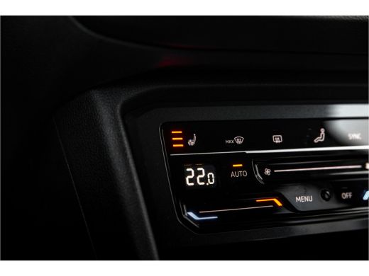 Volkswagen Tiguan 1.4 TSI 245pk eHybrid Business+ | PDC V+A | ACC | Climate Control | Verwarmde voorstoelen | Stuur... ActivLease financial lease