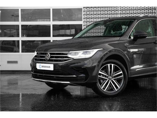 Volkswagen Tiguan 1.4 TSI 245pk eHybrid Business+ | PDC V+A | ACC | Climate Control | Verwarmde voorstoelen | Stuur... ActivLease financial lease