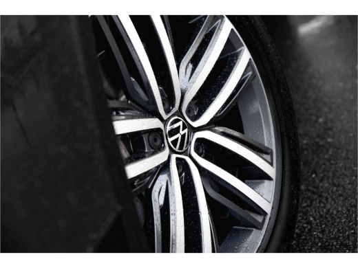 Volkswagen Tiguan 1.4 TSI 245pk eHybrid Business+ | PDC V+A | ACC | Climate Control | Verwarmde voorstoelen | Stuur... ActivLease financial lease