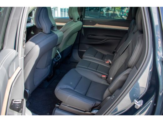 Volvo  EX90 Twin Motor Ultra 7p. 111 kWh -Luchvering-Trekhaak-Massge-22"- ActivLease financial lease